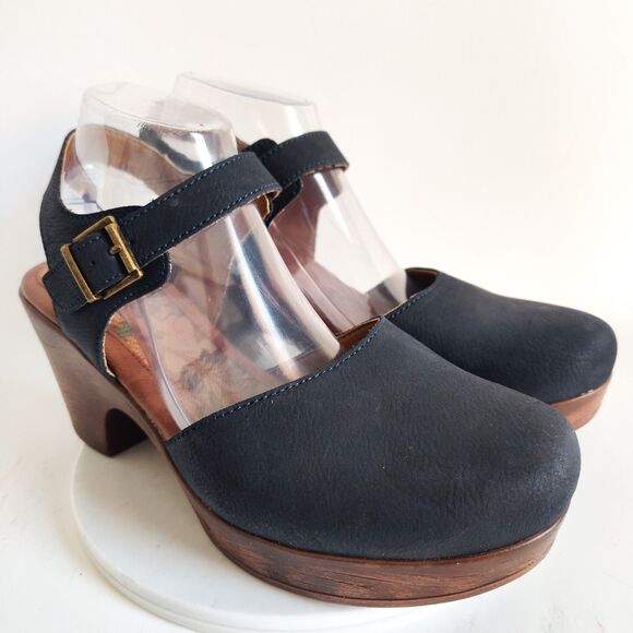 B.o.c Born Size 10 Midnight Blue Clogs Sandals Ankle Strap Platform Block Heels - Picture 2 of 13